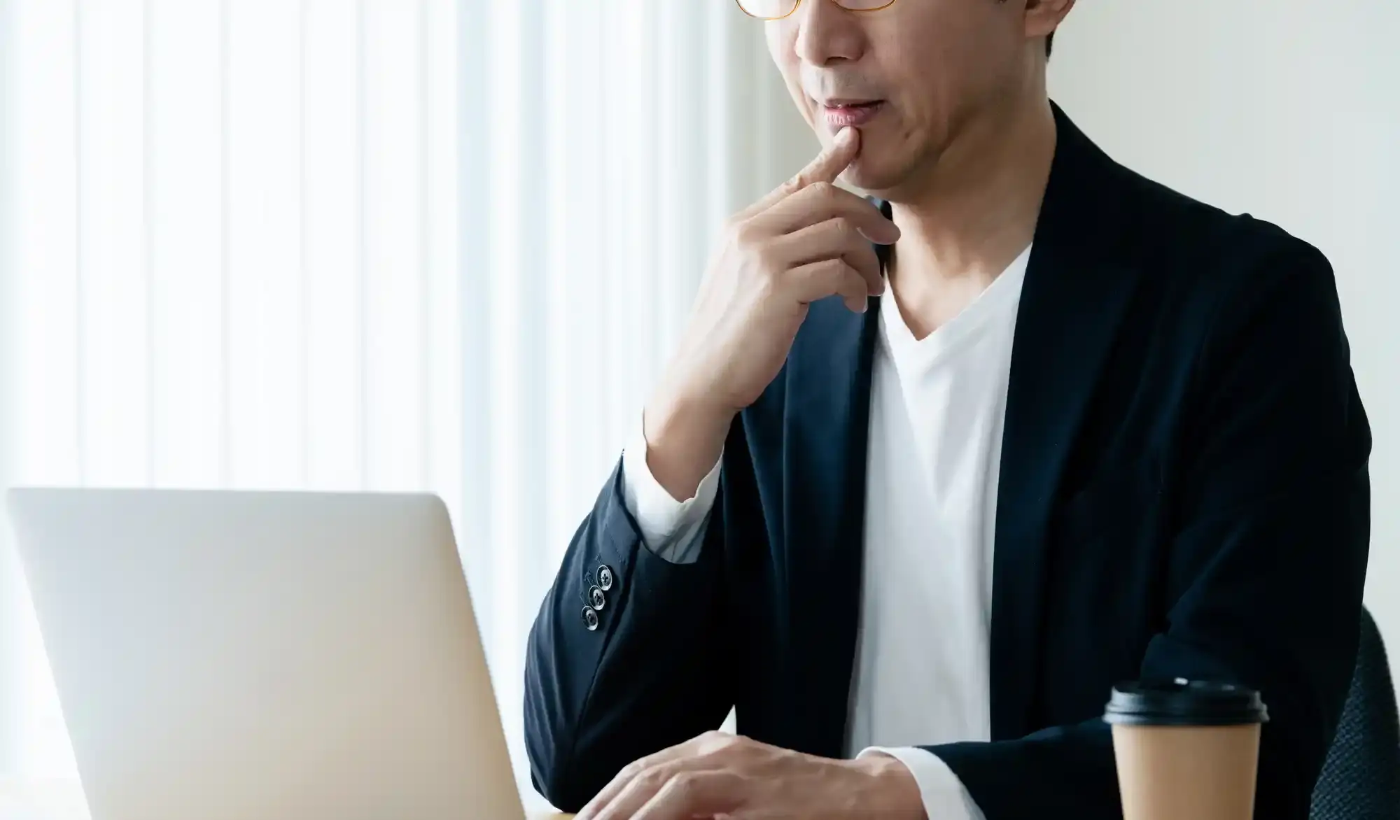 オンライン面談のイメージ（Zoom / LINEビデオ対応）